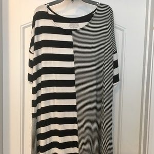 Black and White Striped Flowy Top